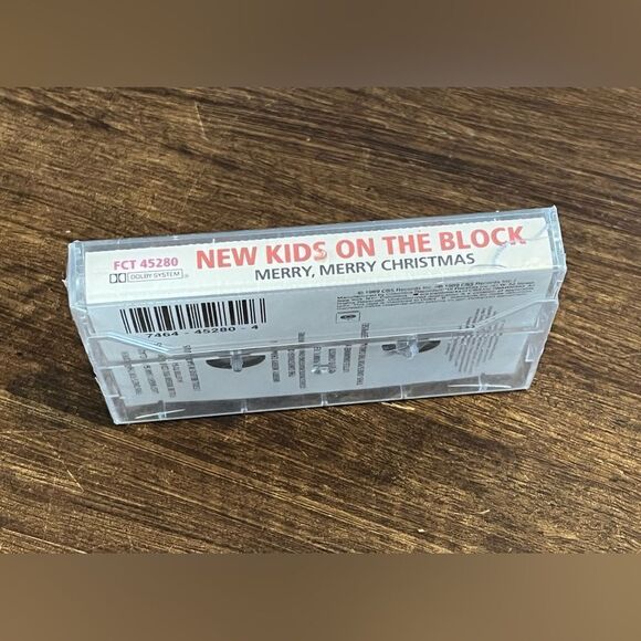 New Kids on the Block - Merry Merry Christmas (1989) Cassette NEW SEALED!  NKOTB - Picture 3 of 3